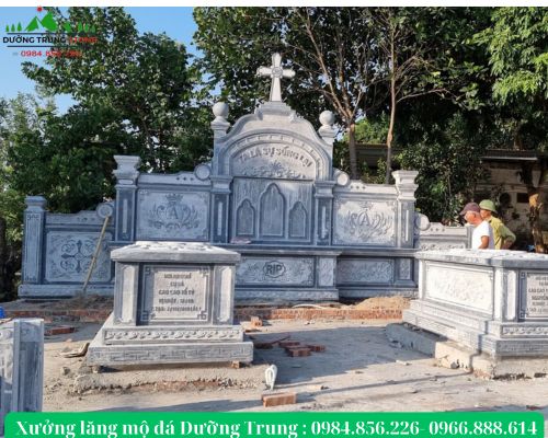 Lăng thờ đá 04
